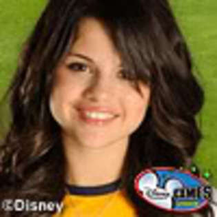 Selena Gomez - Disney Channel Games 2008 Iconite