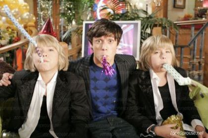 4254_3lolscolephildylan - Dylan and Cole Sprouse