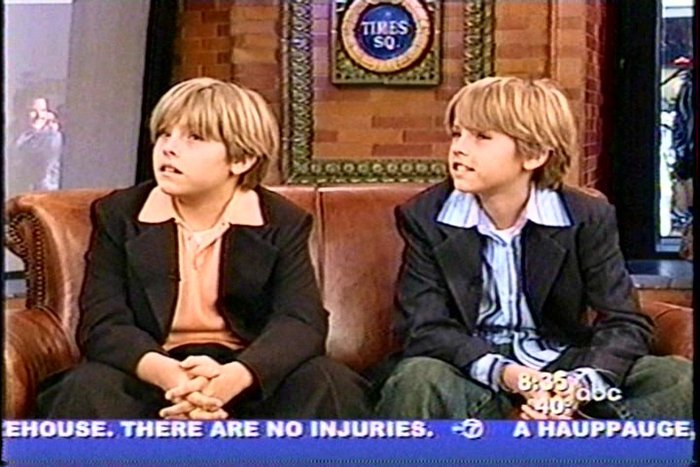 4254_013_dylan_cole - Dylan and Cole Sprouse