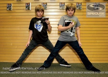 4700_1014860907554_1706033318_25748_7880956_n