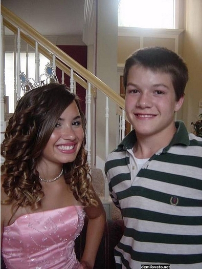 screenshot.2 - 0-Demi Lovato club rare-0