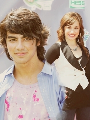 16951035_PCUEBPTUE - 0-Demi and Joe club-0