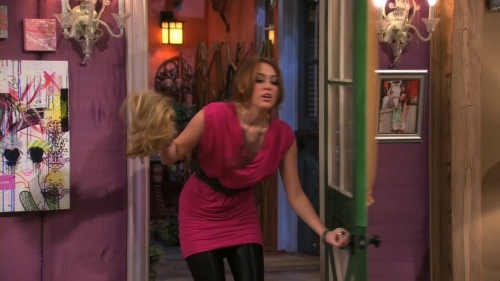 normal_hannah_montana_s04e04_de-do_da-don_t_tell_my_secret-hd_720p_web-dl_dd5_1_h264-surfer_mkv_0000