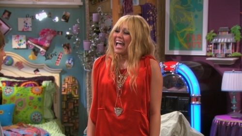 normal_hannah_montana_s04e04_de-do_da-don_t_tell_my_secret-hd_720p_web-dl_dd5_1_h264-surfer_mkv_0007