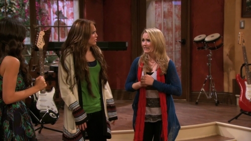 normal_hannah_montana_s04e04_de-do_da-don_t_tell_my_secret-hd_720p_web-dl_dd5_1_h264-surfer_mkv_0008