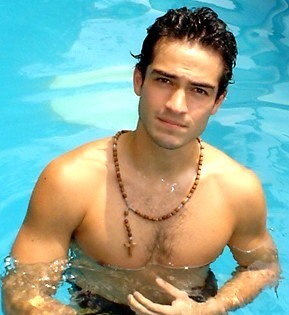 Alfonso Herrera - CoNcUrS - cel mai HOT