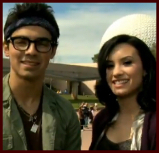 joedemiallaccess - 0-Demi and Joe-make a wave club-0