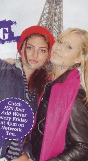 phoebe tonkin si claire holt