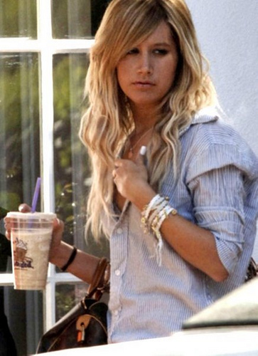 3649149372_ce0a4de65f - Ashley Tisdale