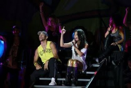 normal_008~31[1] - Vanessa Hudgens