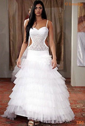 rochii_de_mireasa_4576bf780d5d4