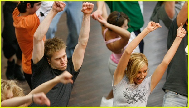 hsm2rehearsal8 - Lucas and Ashley