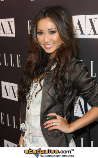 Brenda Song-TSB-003765