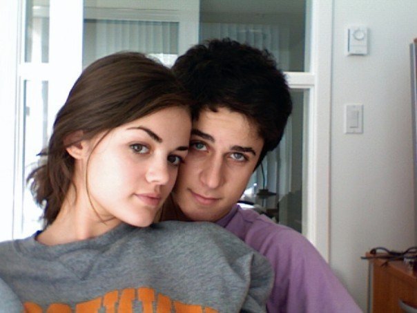 David-Lucy-david-henrie-3113493-604-453