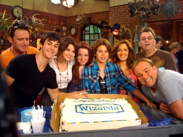 WOWP-Cast-Celebrates-Emmy-Nomination-david-henrie-7193770-640-480