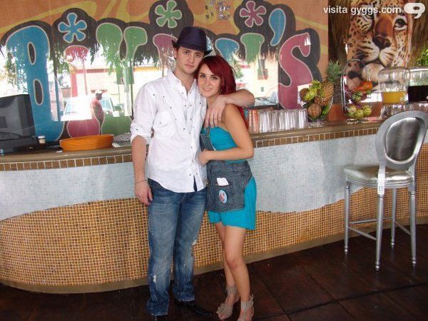 MMPPAHOOUDPXSKWRFDT - Dulce Maria and Cristopher