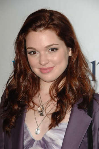 090822-19 - jennifer stone