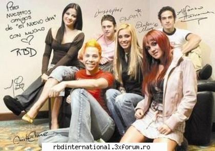 6 autografos de RBD - Autografe RBD