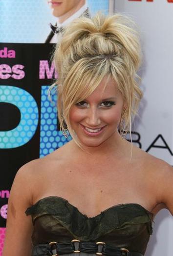 ash (67) - Ashley Tisdale