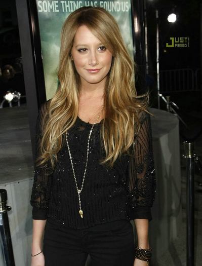 ash (106) - Ashley Tisdale
