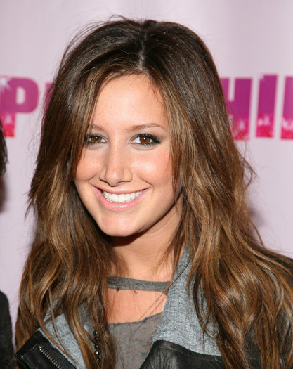 ash (121) - Ashley Tisdale
