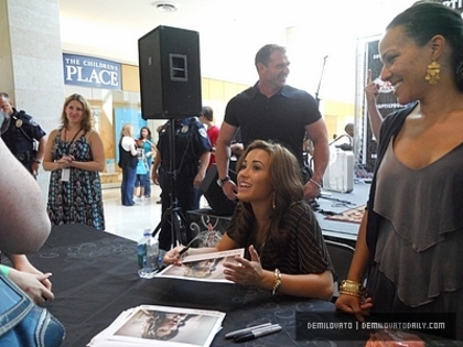 04 - AUGUST 1ST 2010-Stonebriar Centre Mall-Frisco TX