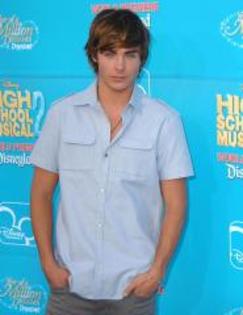 img - Troy Bolton