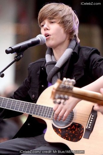 Justin-Bieber-1[1]