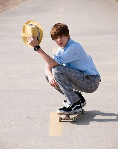 justin-bieber-teen-vogue-hottie-3-e1271100623884[1]