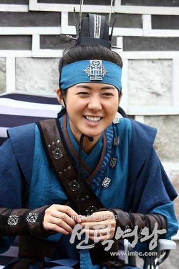 24932_391096940459_388122880459_5609411_1990904_n - Deokman