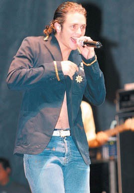 cris - rebelde