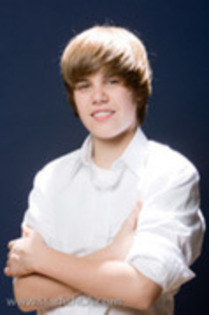 19281870_TUDFNHXXE - JUSTIN BIEBER