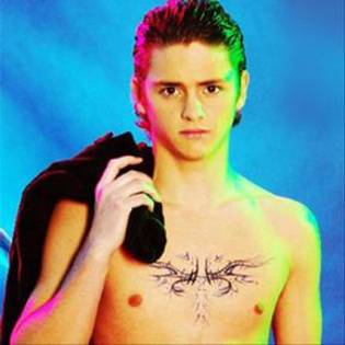 christopher-uckerman-03 - vedete baieti cei mai frumosi