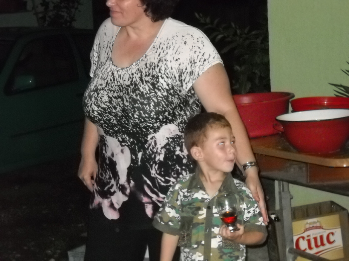 ...la fel si Piticul - JOJO