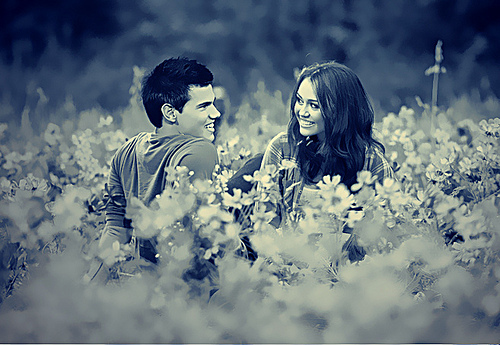 4810334310_1058a9c317 - Miley And Hannah