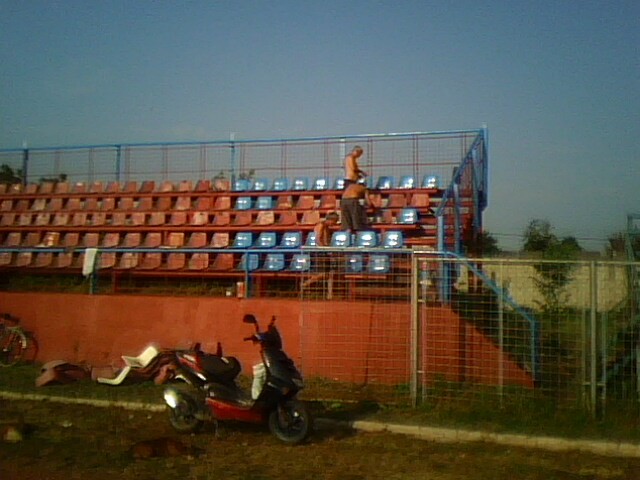 IMG0028A - mizil stadion iunie 2010