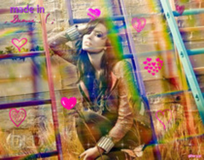 19066421_AUEVDQZXI[1] - demi lovato