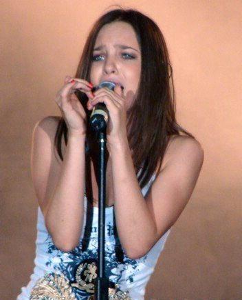 Belinda_1259472002_1 - belinda