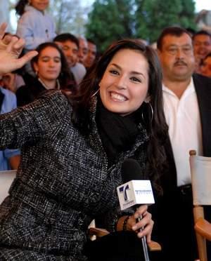 Carmen_Villalobos_1266851065_4