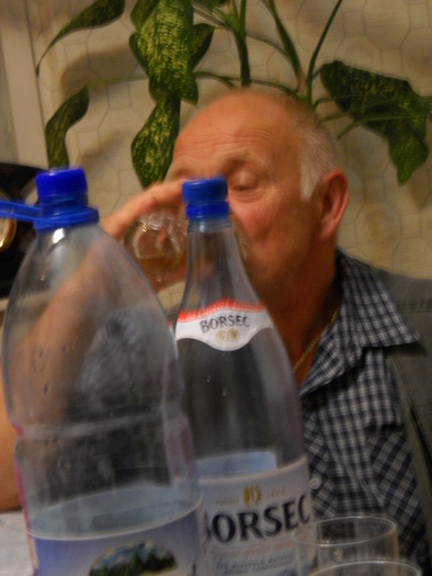 .nenea Toni are .."tzug". - MOMENTE IMORTALIZATE