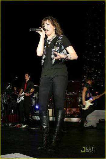 demilovato_net-citadelconcert1-0003