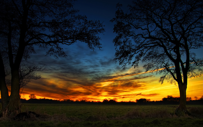 Fire-On-The-Sky-Wallpaper-279902 - favorites