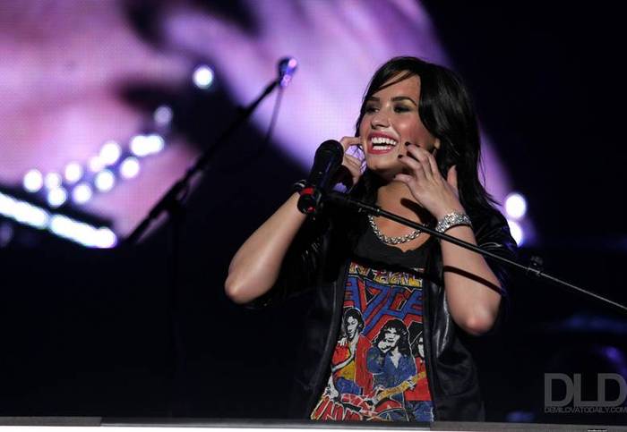 demilovato_net-buenosairesconcert-0010