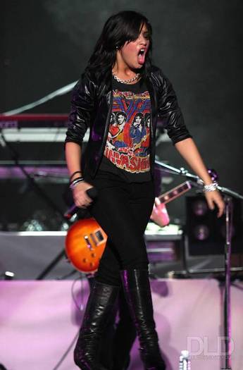 demilovato_net-buenosairesconcert-0012