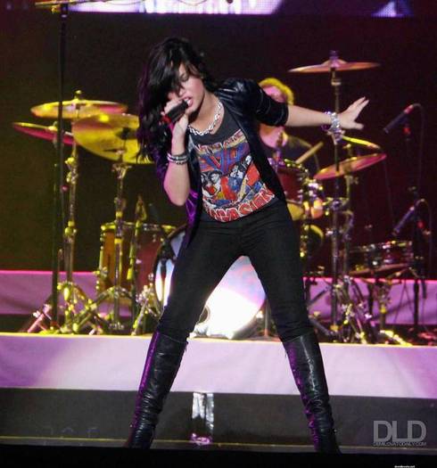 demilovato_net-buenosairesconcert-0017