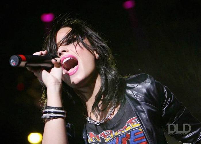 demilovato_net-buenosairesconcert-0019