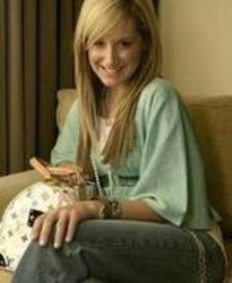 ALEEHSKXCMOPQBHXYIL - Ashley tisdale 1985