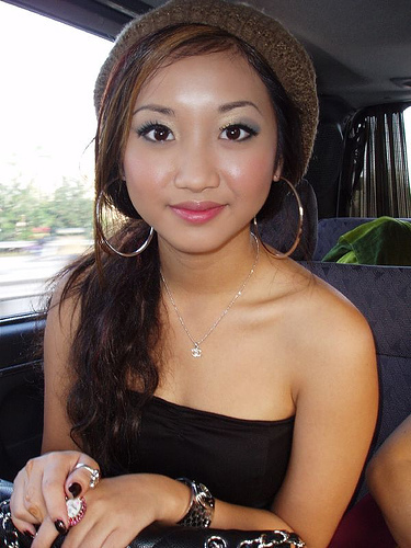 ONWHMNRBQTDRMLWHVVZ - brenda song 12