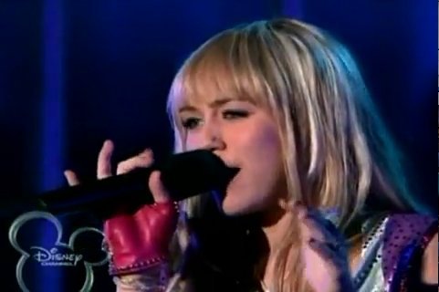 33orukm[1] - Hannah Montana Concerts