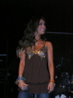 19278547_EBPQRMWMY - 00 Anahi